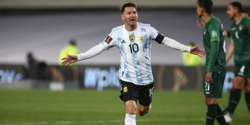 Hình ảnh thân thiện và gần gũi của Messi bên ngoài sân cỏ 