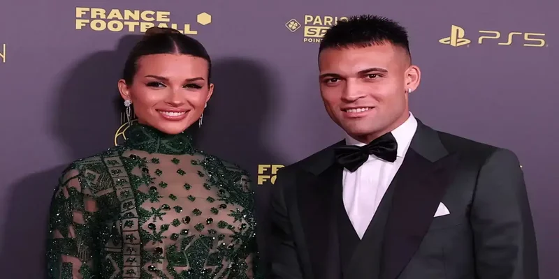  Lautaro Martinez cùng vợ